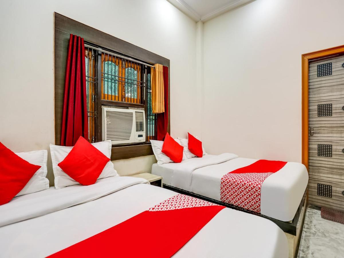 Oyo 75850 Vishwanath Guest House Váránasí Exteriér fotografie