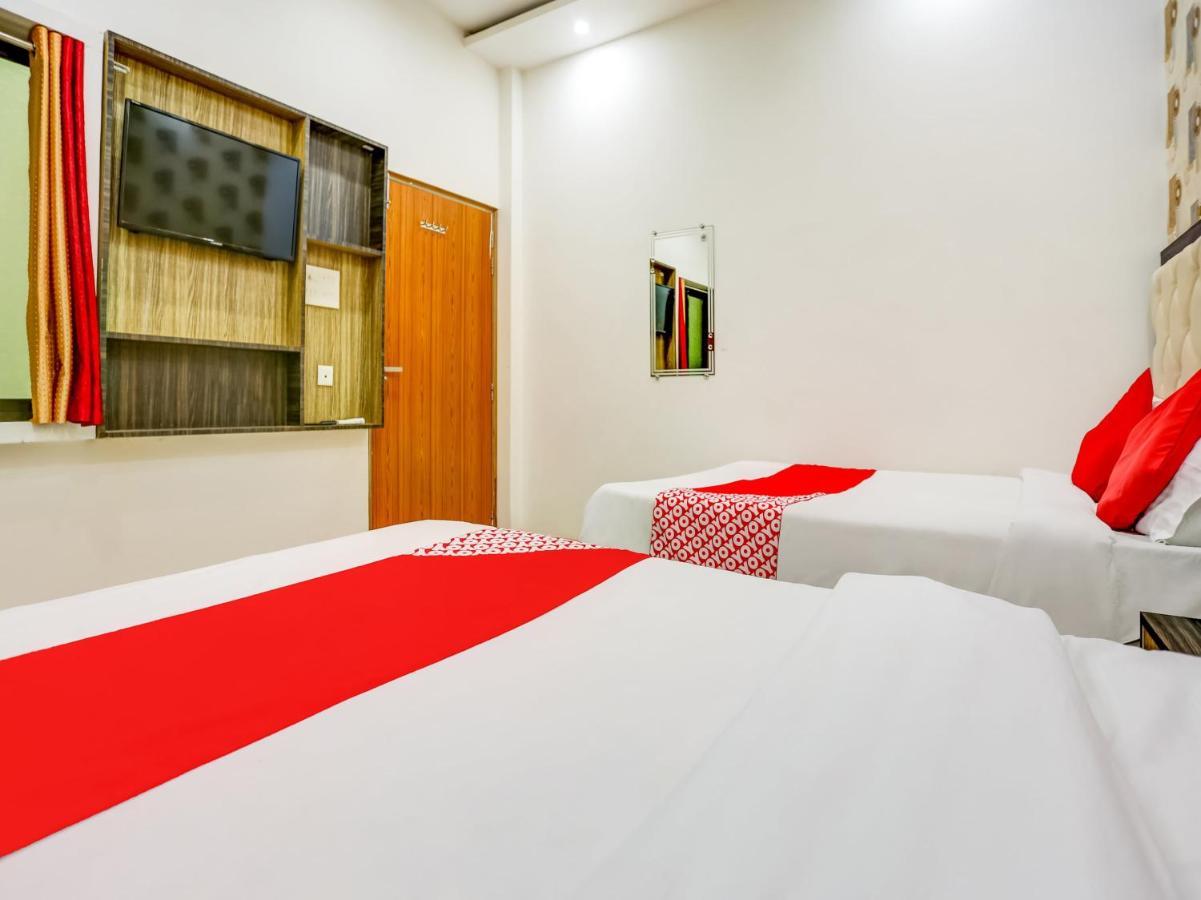 Oyo 75850 Vishwanath Guest House Váránasí Exteriér fotografie